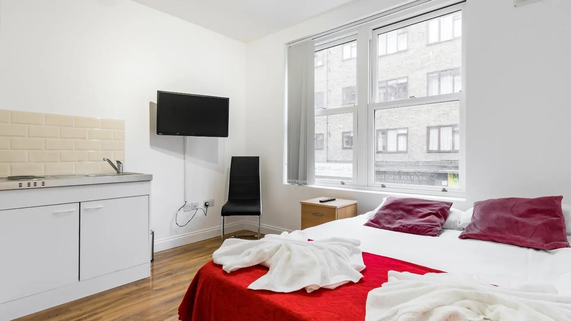 City Rooms London 3*,  United Kingdom